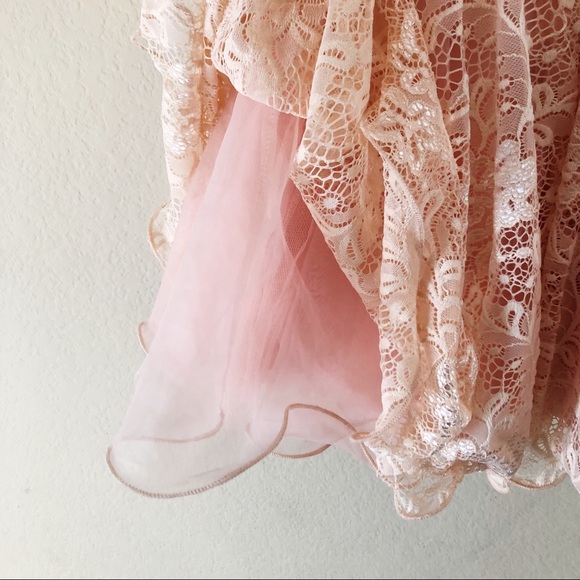Windsor pink lace dress💗 - Picture 4 of 7